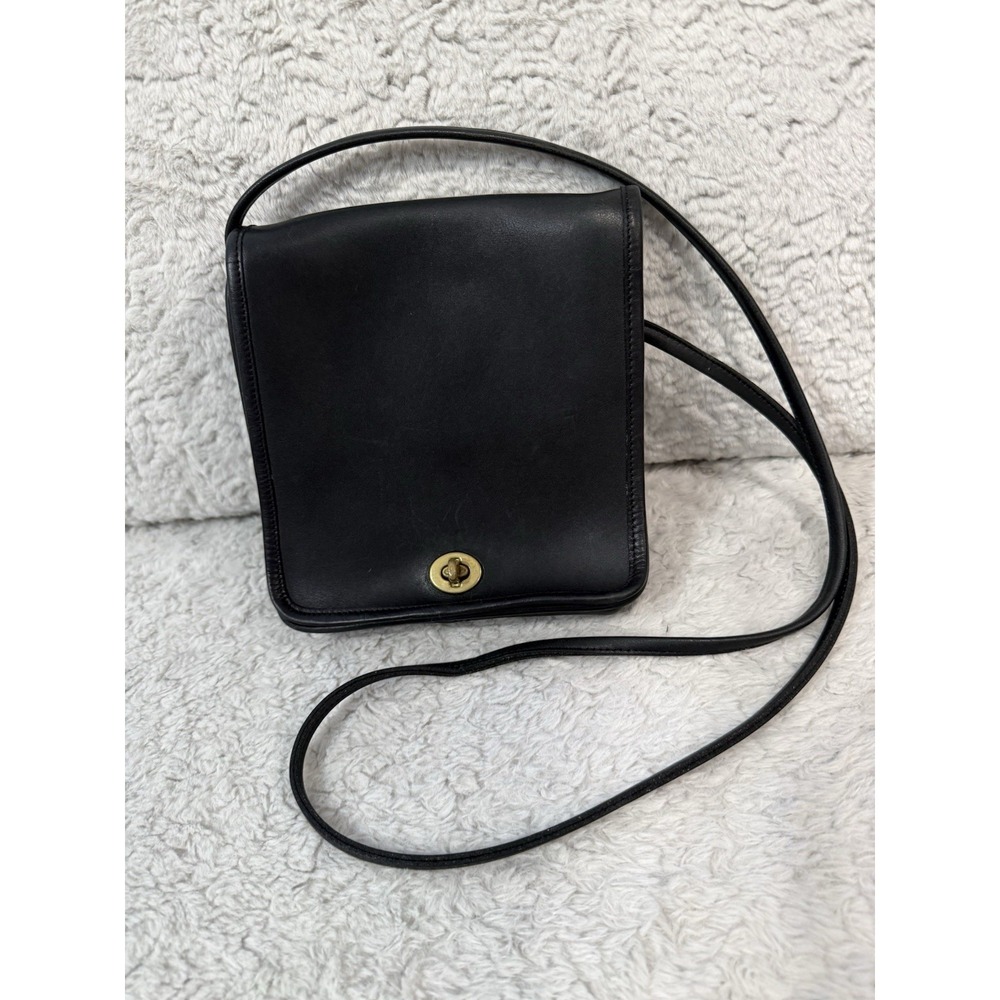Vintage COACH #014-9901 "Compact Pouch" Black Leather Crossbody Bag - EUC